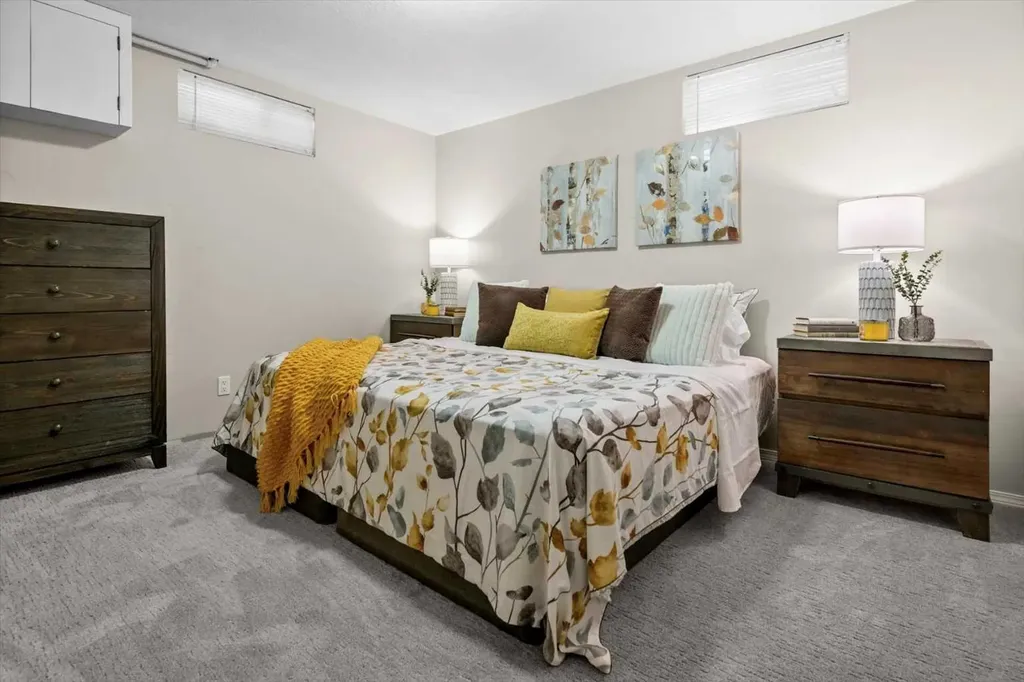 784 Acadia Drive SE Calgary AB T2J 0C5