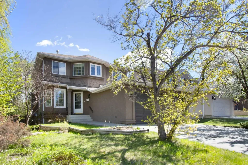 40 Mt Assiniboine Circle SE Calgary AB T2Z 2N8