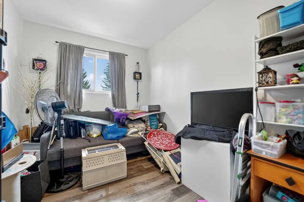 1222 John Avenue Pincher Creek AB T0K 1W0