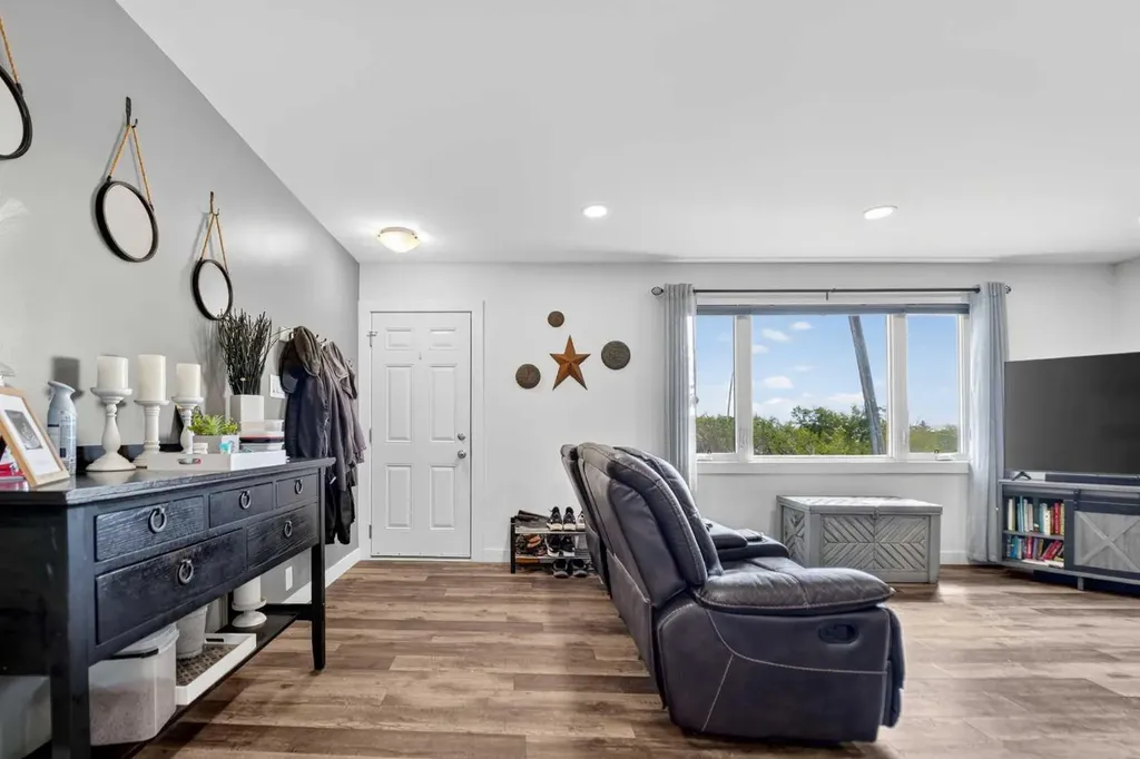 1222 John Avenue Pincher Creek AB T0K 1W0
