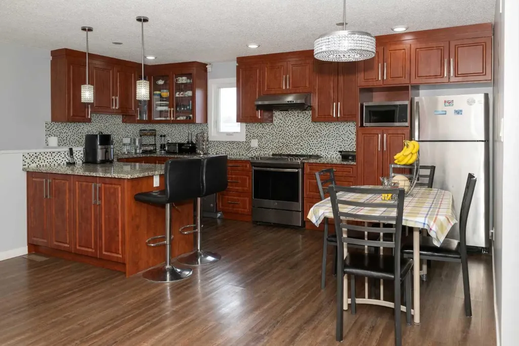 5507 50th Street Viking AB T0B 4N0