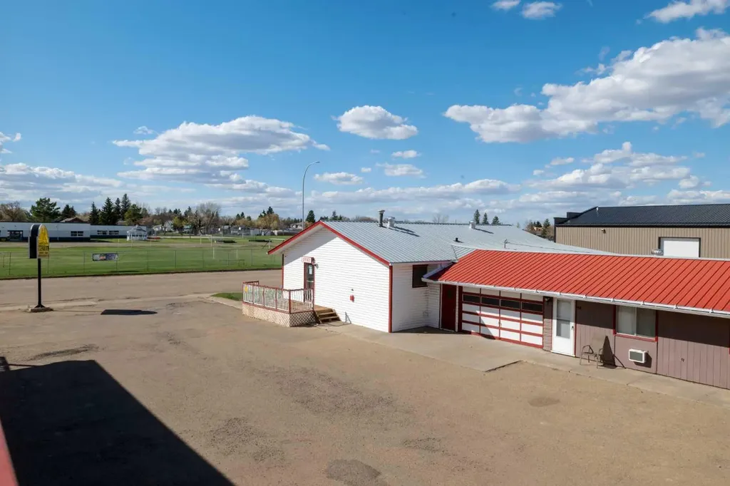 5507 50th Street Viking AB T0B 4N0
