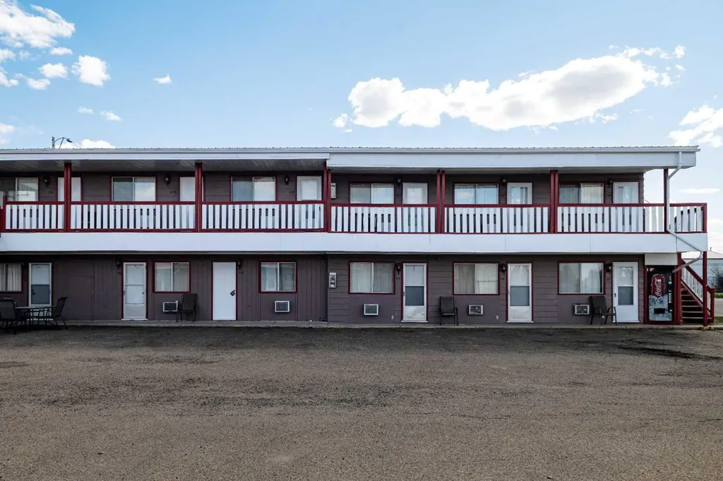 5507 50th Street Viking AB T0B 4N0