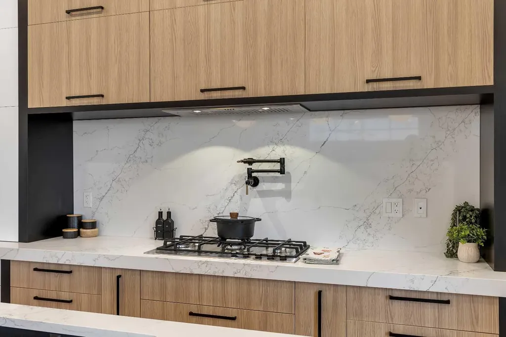 342 Normandy Drive SW Calgary AB T3E 8G8