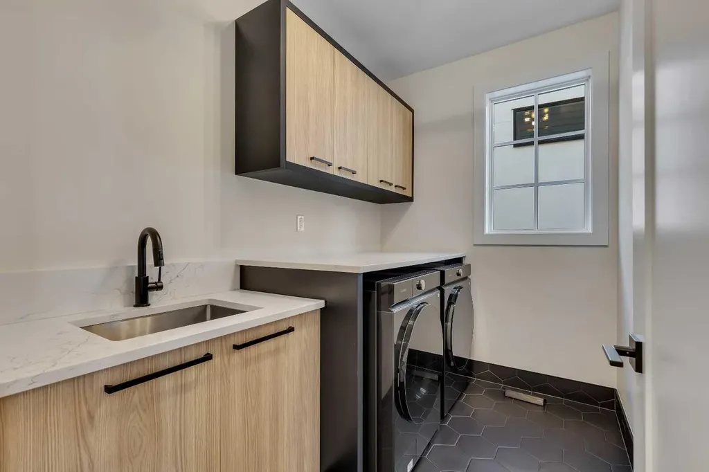 342 Normandy Drive SW Calgary AB T3E 8G8