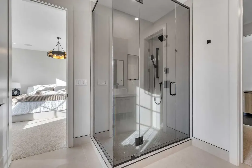 342 Normandy Drive SW Calgary AB T3E 8G8