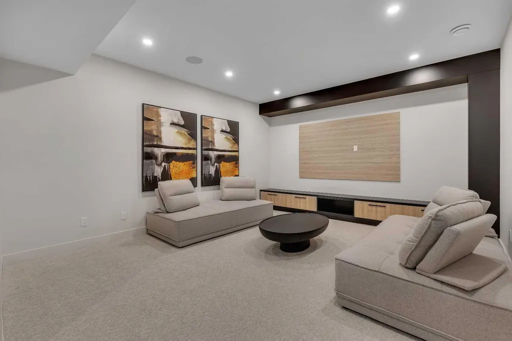 342 Normandy Drive SW Calgary AB T3E 8G8