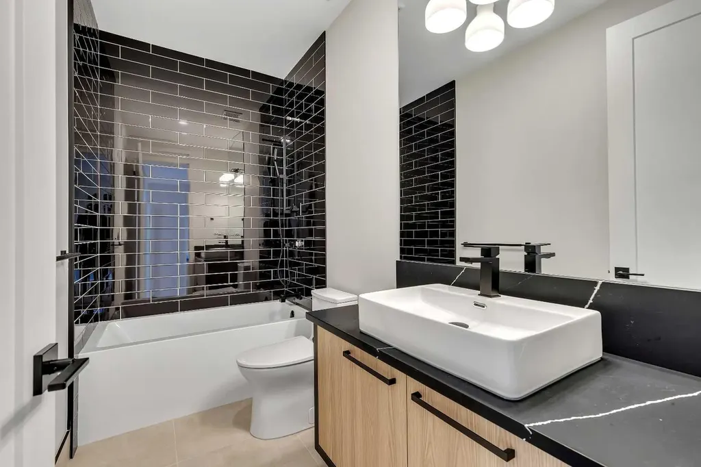 342 Normandy Drive SW Calgary AB T3E 8G8