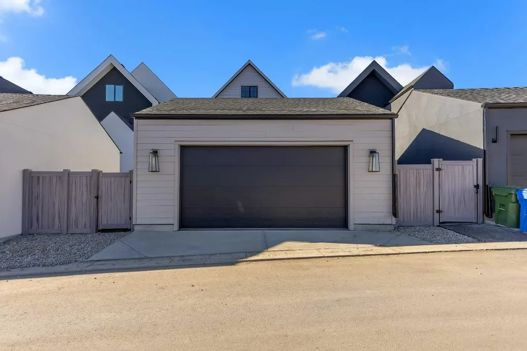342 Normandy Drive SW Calgary AB T3E 8G8
