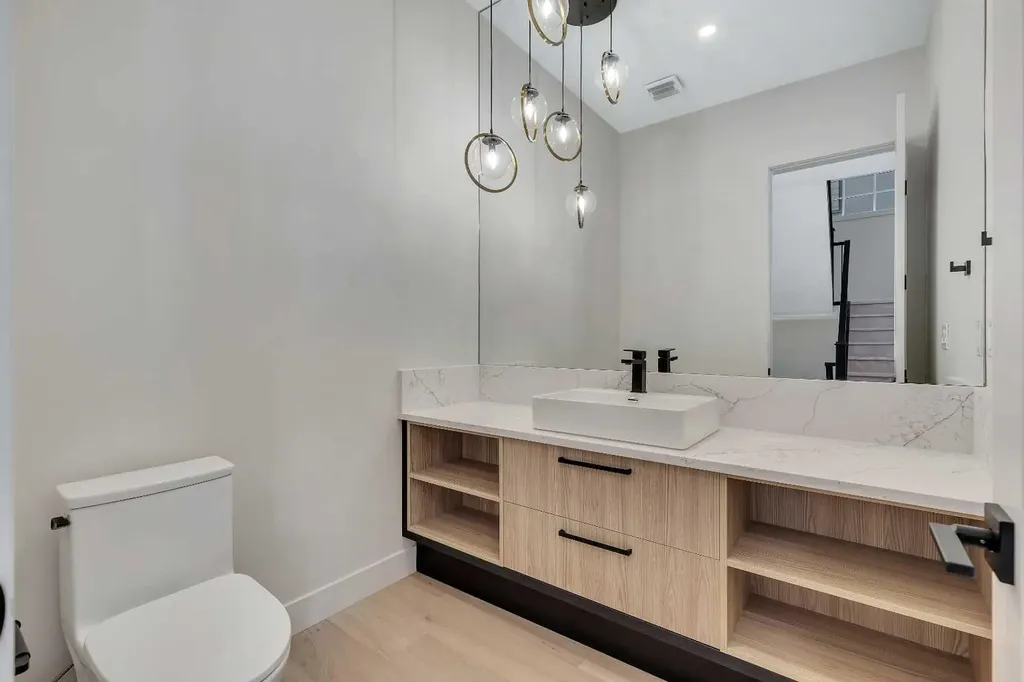 342 Normandy Drive SW Calgary AB T3E 8G8