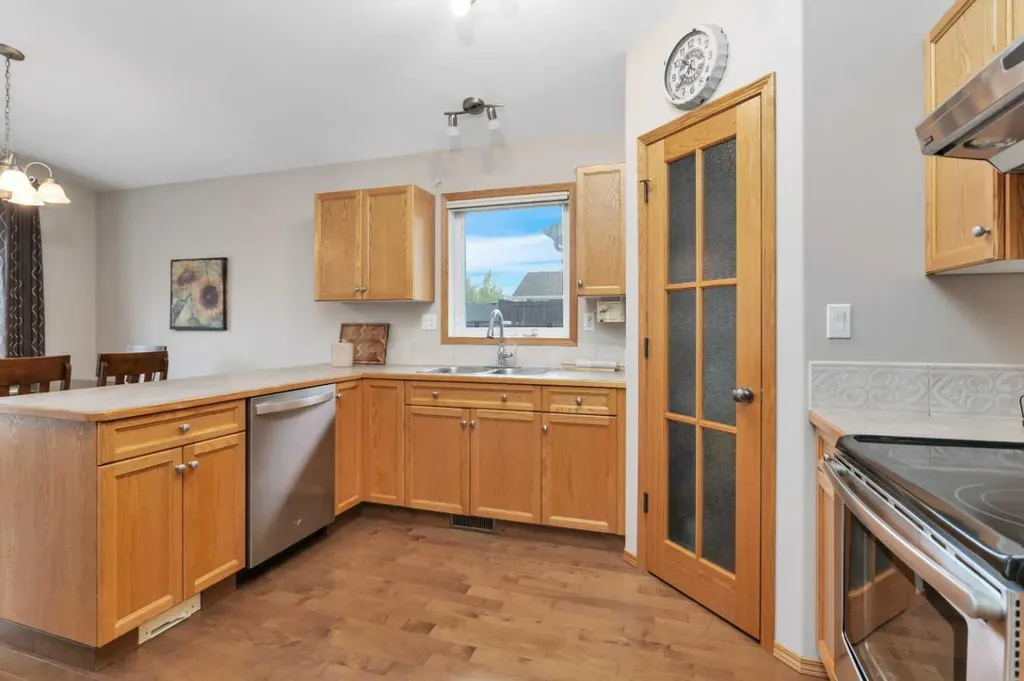 6003 43 Avenue Close Rocky Mountain House AB T4T 1W3