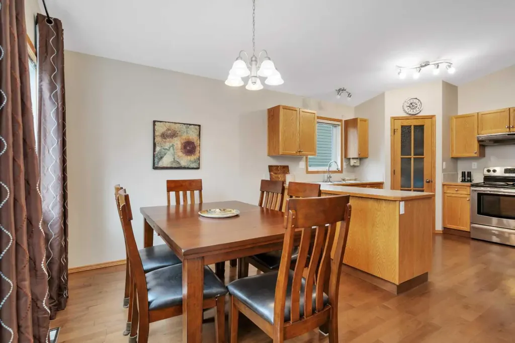 6003 43 Avenue Close Rocky Mountain House AB T4T 1W3