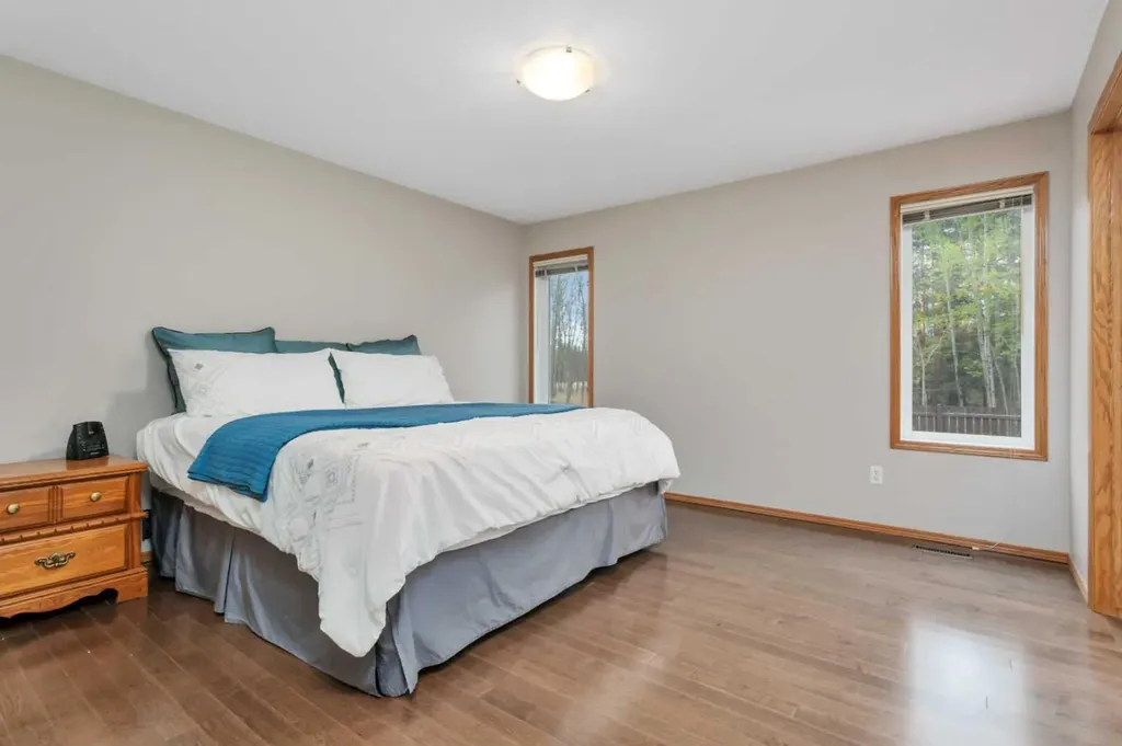 6003 43 Avenue Close Rocky Mountain House AB T4T 1W3