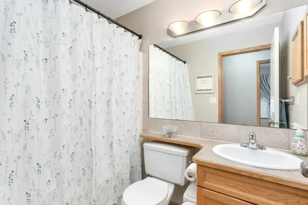 6003 43 Avenue Close Rocky Mountain House AB T4T 1W3