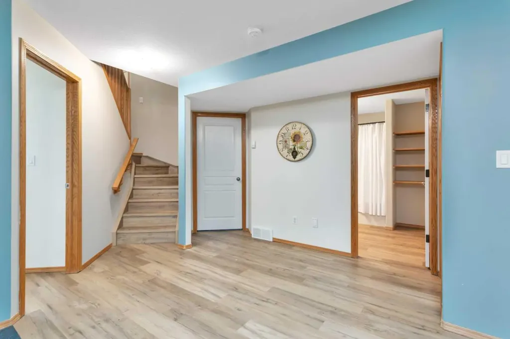 6003 43 Avenue Close Rocky Mountain House AB T4T 1W3