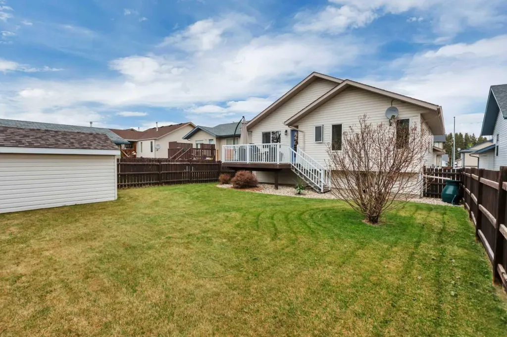 6003 43 Avenue Close Rocky Mountain House AB T4T 1W3