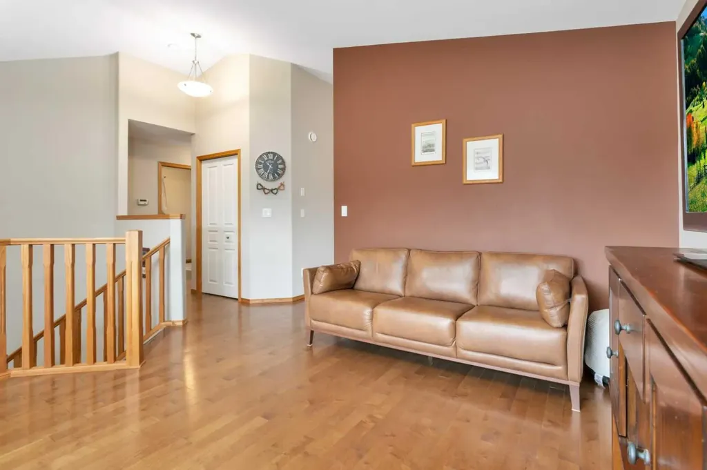 6003 43 Avenue Close Rocky Mountain House AB T4T 1W3