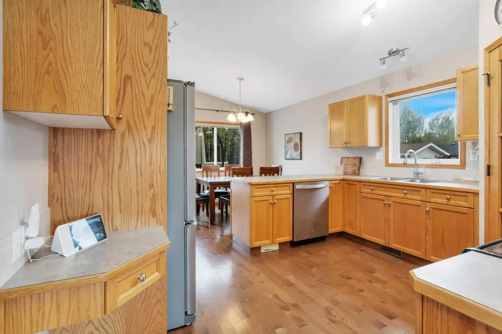 6003 43 Avenue Close Rocky Mountain House AB T4T 1W3