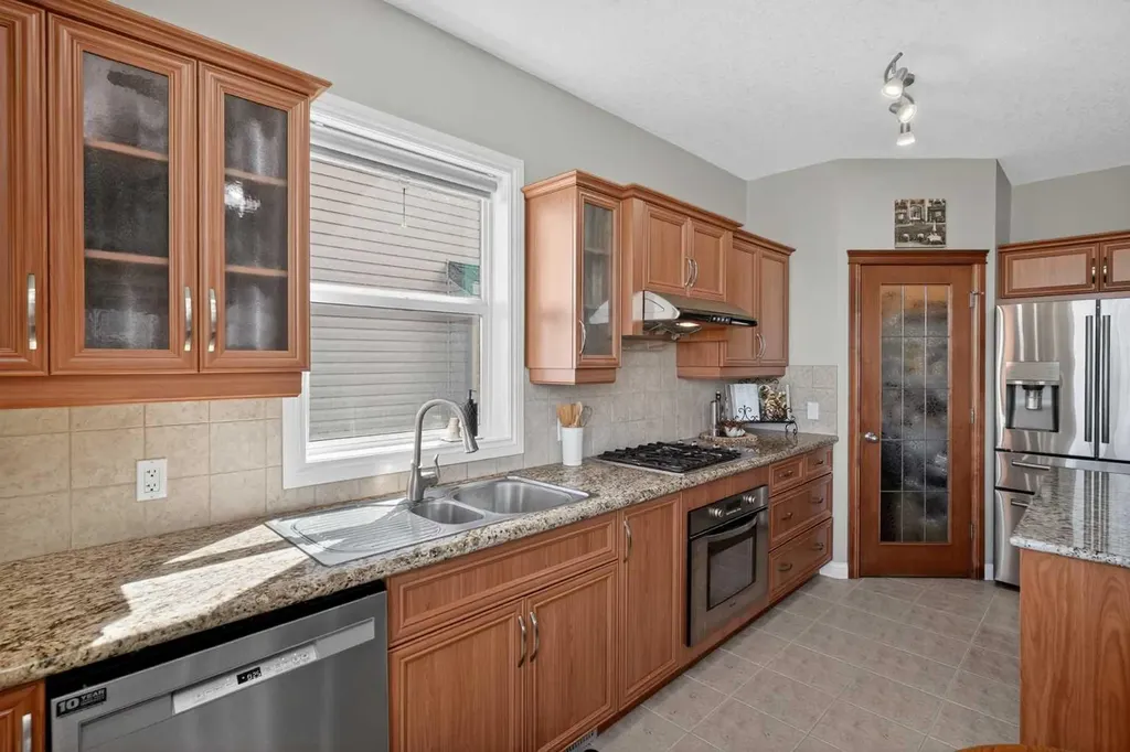 90 Sage Hill Way NW Calgary AB T3R 0H3