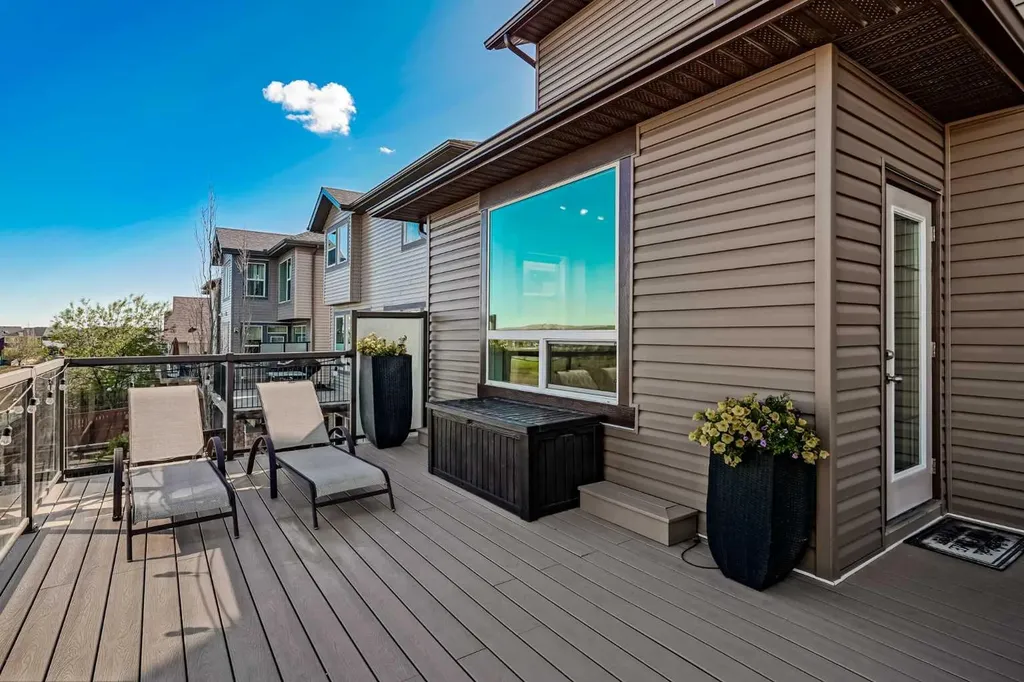 90 Sage Hill Way NW Calgary AB T3R 0H3