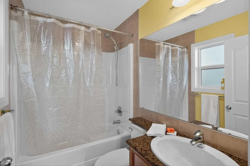 90 Sage Hill Way NW Calgary AB T3R 0H3