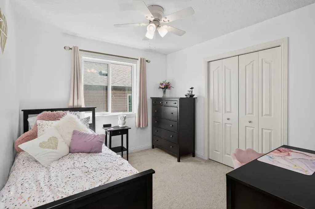 90 Sage Hill Way NW Calgary AB T3R 0H3