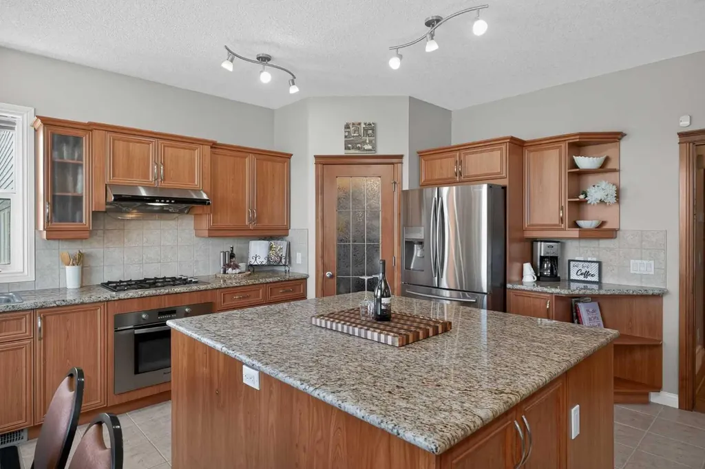 90 Sage Hill Way NW Calgary AB T3R 0H3