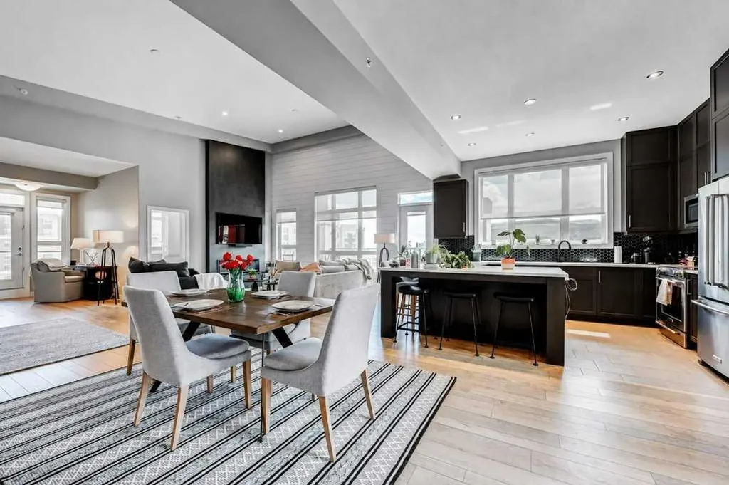 145 Burma Star Road SW Calgary AB t3e8a8