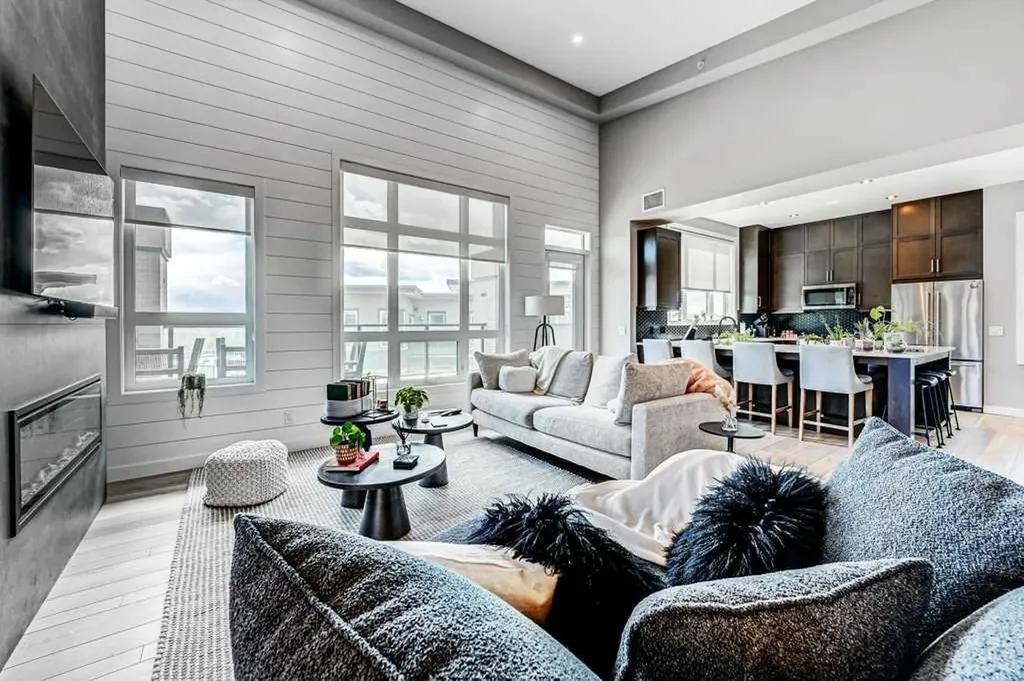 145 Burma Star Road SW Calgary AB t3e8a8