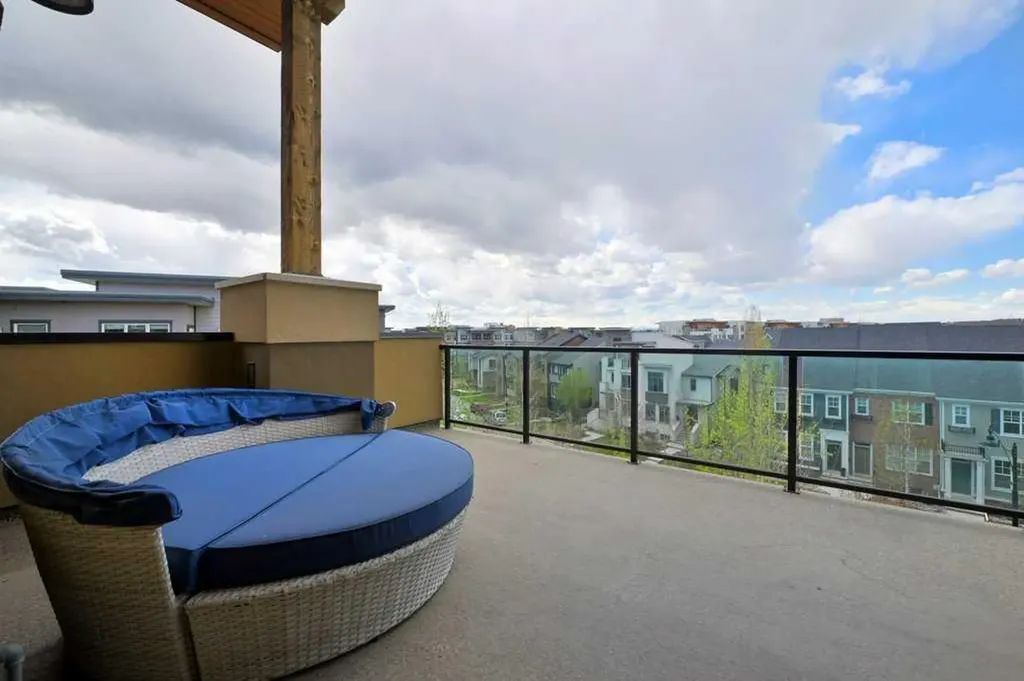145 Burma Star Road SW Calgary AB t3e8a8