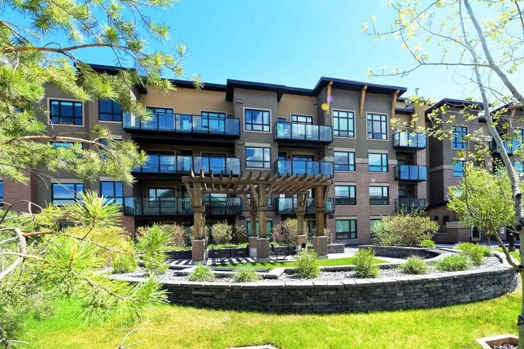 145 Burma Star Road SW Calgary AB t3e8a8
