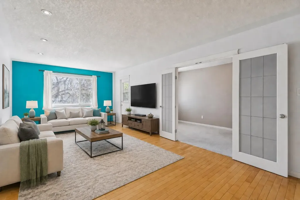 638 Meredith Road NE Calgary AB T2E 5A8