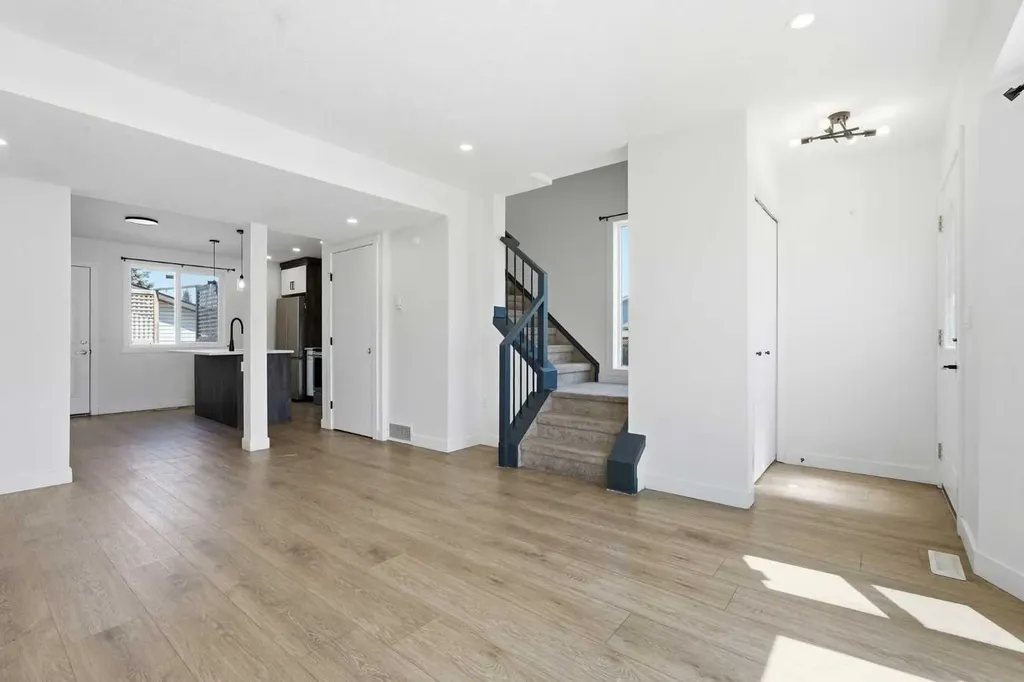 58 Taraglen Road NE Calgary AB T3J 2N5