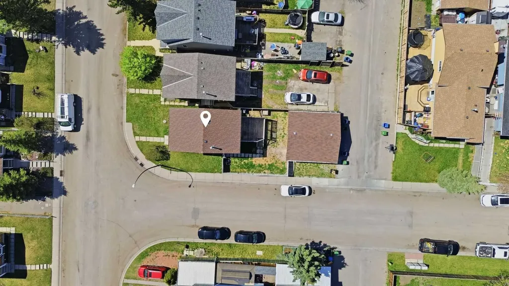 58 Taraglen Road NE Calgary AB T3J 2N5
