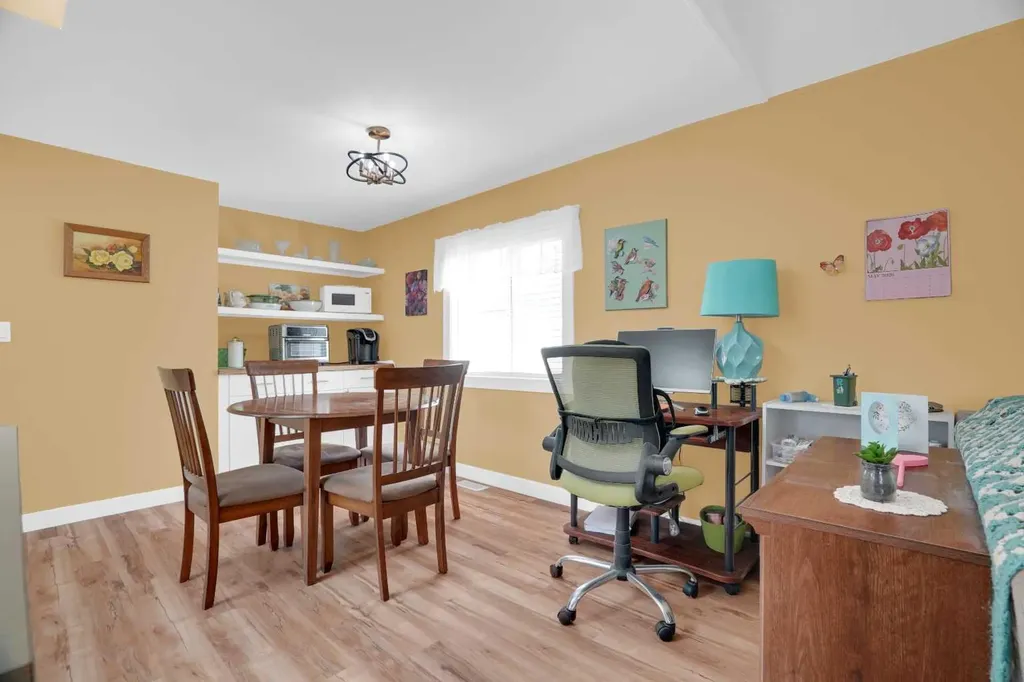 118 Heritage Drive Okotoks AB T1S1M4