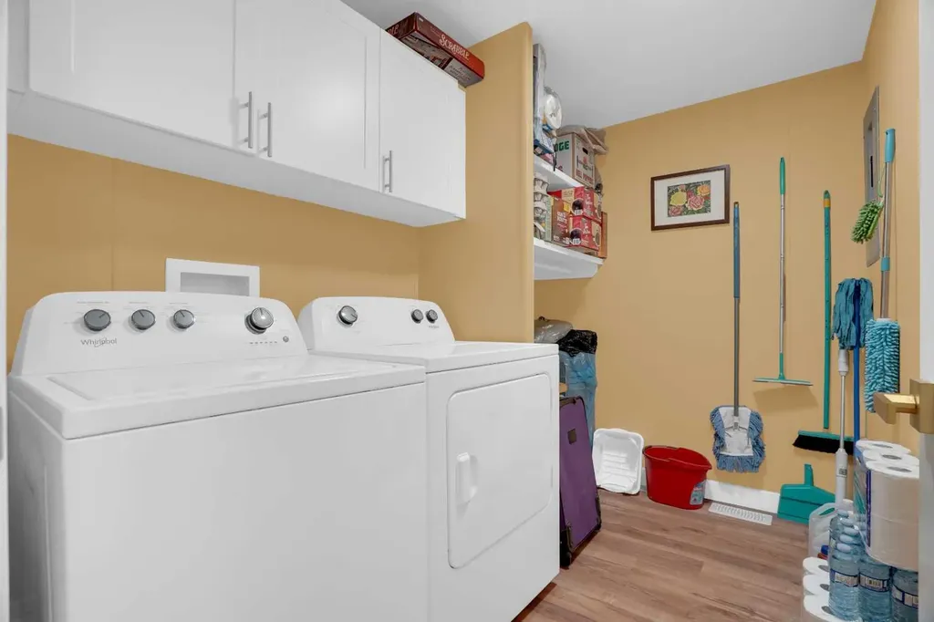 118 Heritage Drive Okotoks AB T1S1M4