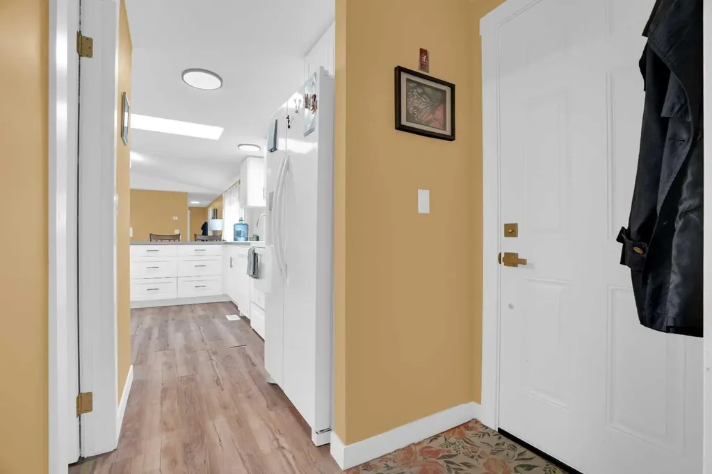 118 Heritage Drive Okotoks AB T1S1M4