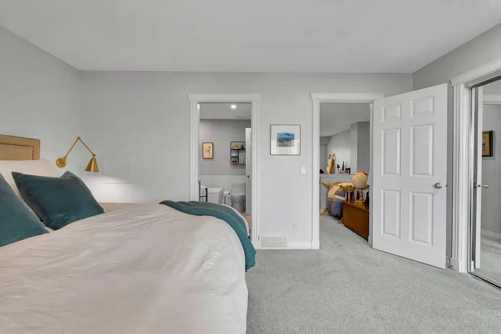 40 Patina Terrace SW Calgary AB T3H4M8