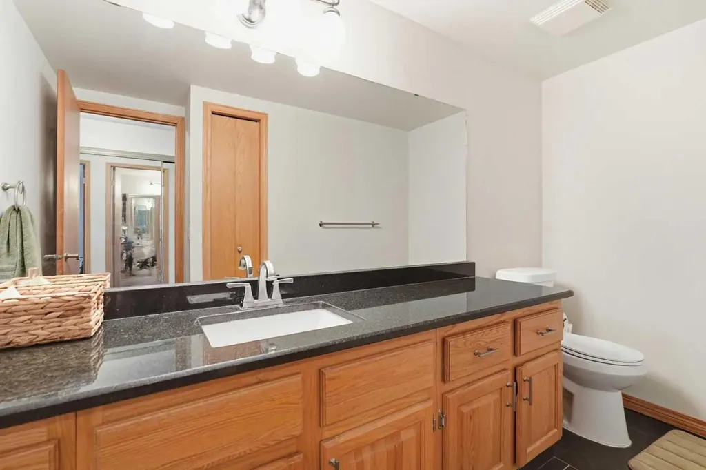 320 Meredith Road NE Calgary AB T2E 5A6