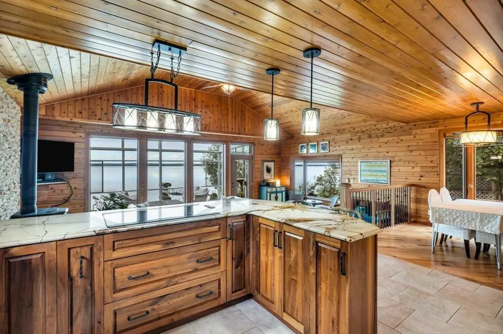 118 Crystal Springs Drive Village At Pigeon Lake AB T0C 2V0