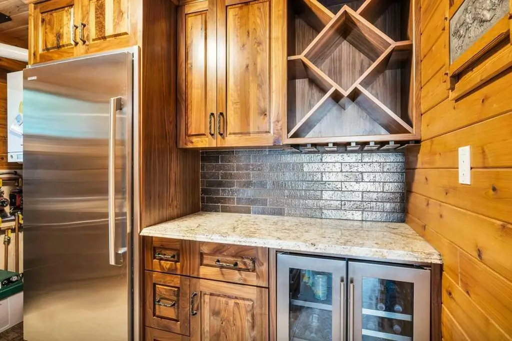 118 Crystal Springs Drive Village At Pigeon Lake AB T0C 2V0