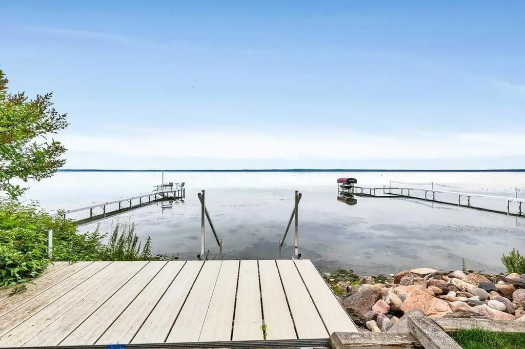 118 Crystal Springs Drive Village At Pigeon Lake AB T0C 2V0