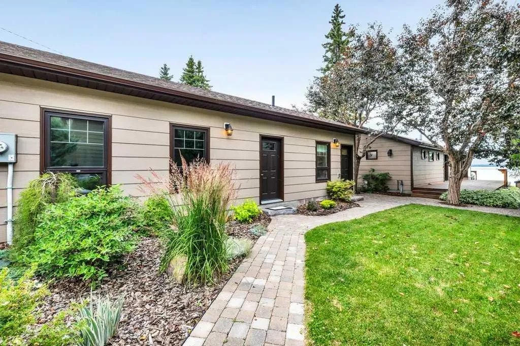 118 Crystal Springs Drive Village At Pigeon Lake AB T0C 2V0