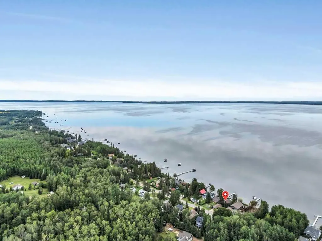 118 Crystal Springs Drive Village At Pigeon Lake AB T0C 2V0
