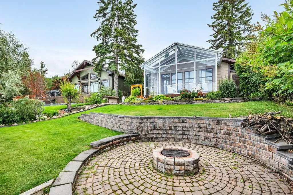 118 Crystal Springs Drive Village At Pigeon Lake AB T0C 2V0