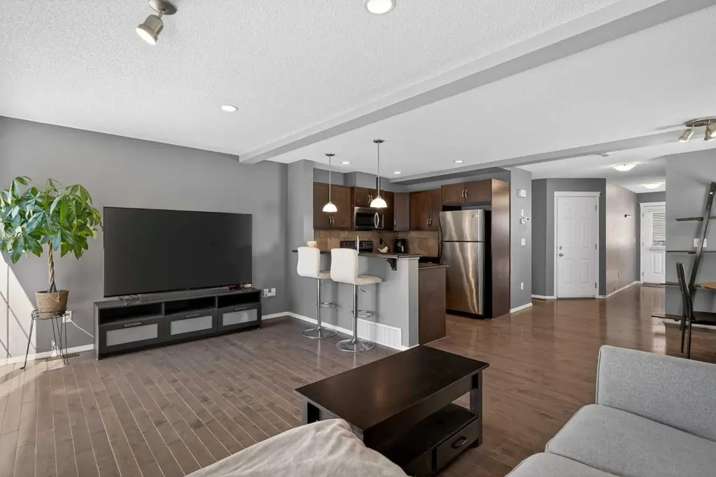 51 Country Village Villas NE Calgary AB T3K 0L7