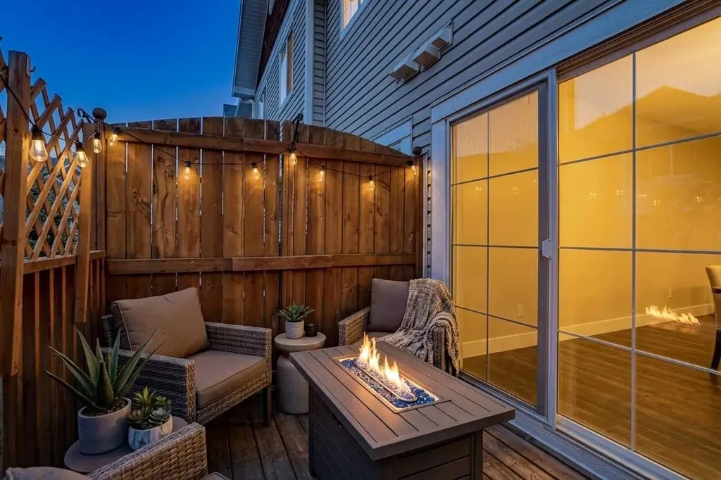 51 Country Village Villas NE Calgary AB T3K 0L7