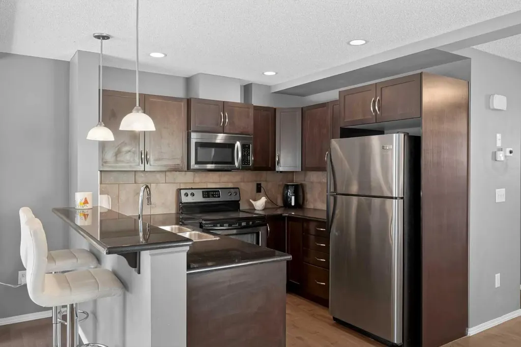 51 Country Village Villas NE Calgary AB T3K 0L7