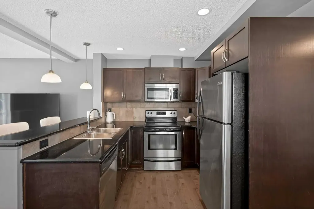51 Country Village Villas NE Calgary AB T3K 0L7