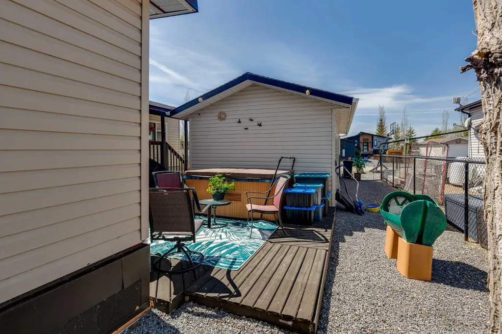 10046 Township Road 422 Rural Ponoka County AB T4J 1V9